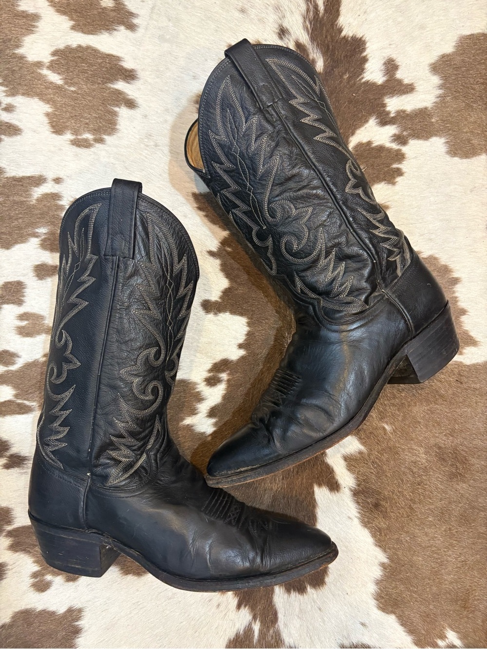 Dan Post Black Leather Western Cowboy Boots with Contrasting Stitch size 10.5